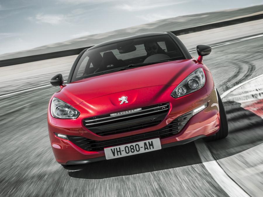  Peugeot RCZ R 2013 года  (фото 13 из 30)